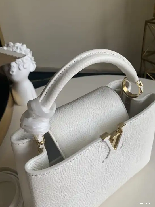 VUITTON LOUIS CAPUCINES BB 0531